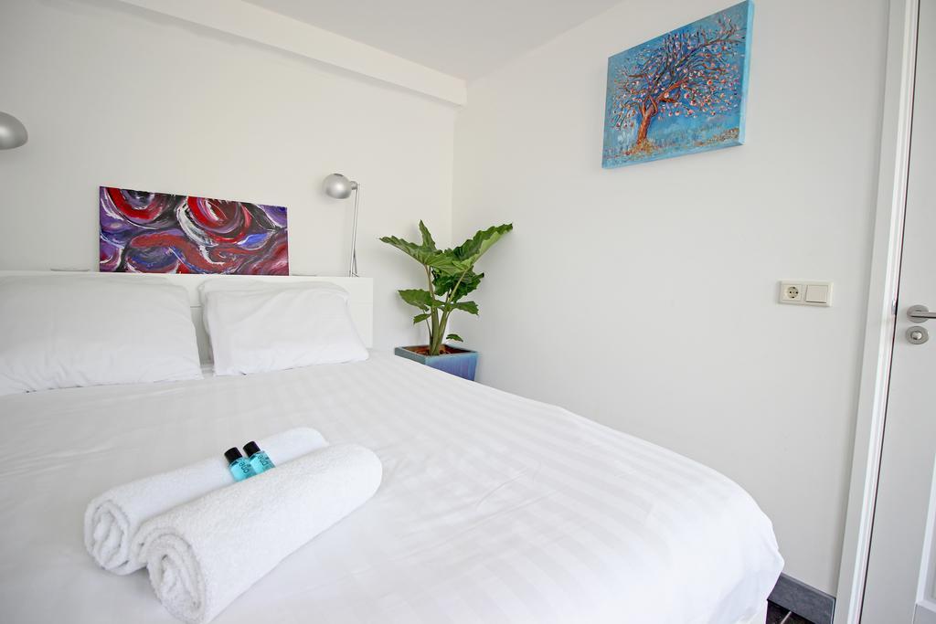 Ground Floor Canal Apartment Amsterdam Extérieur photo